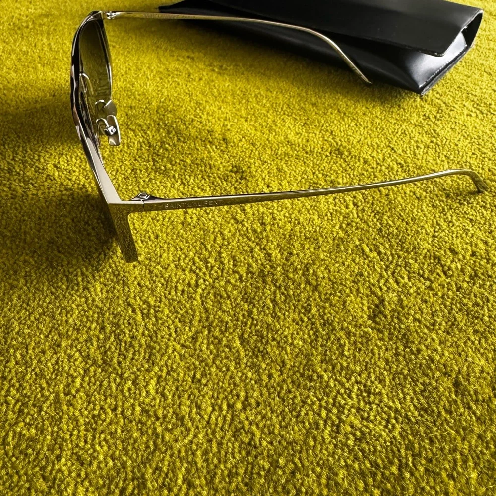 YSL Luna sunglasses  with Case - Picture 8 of 9